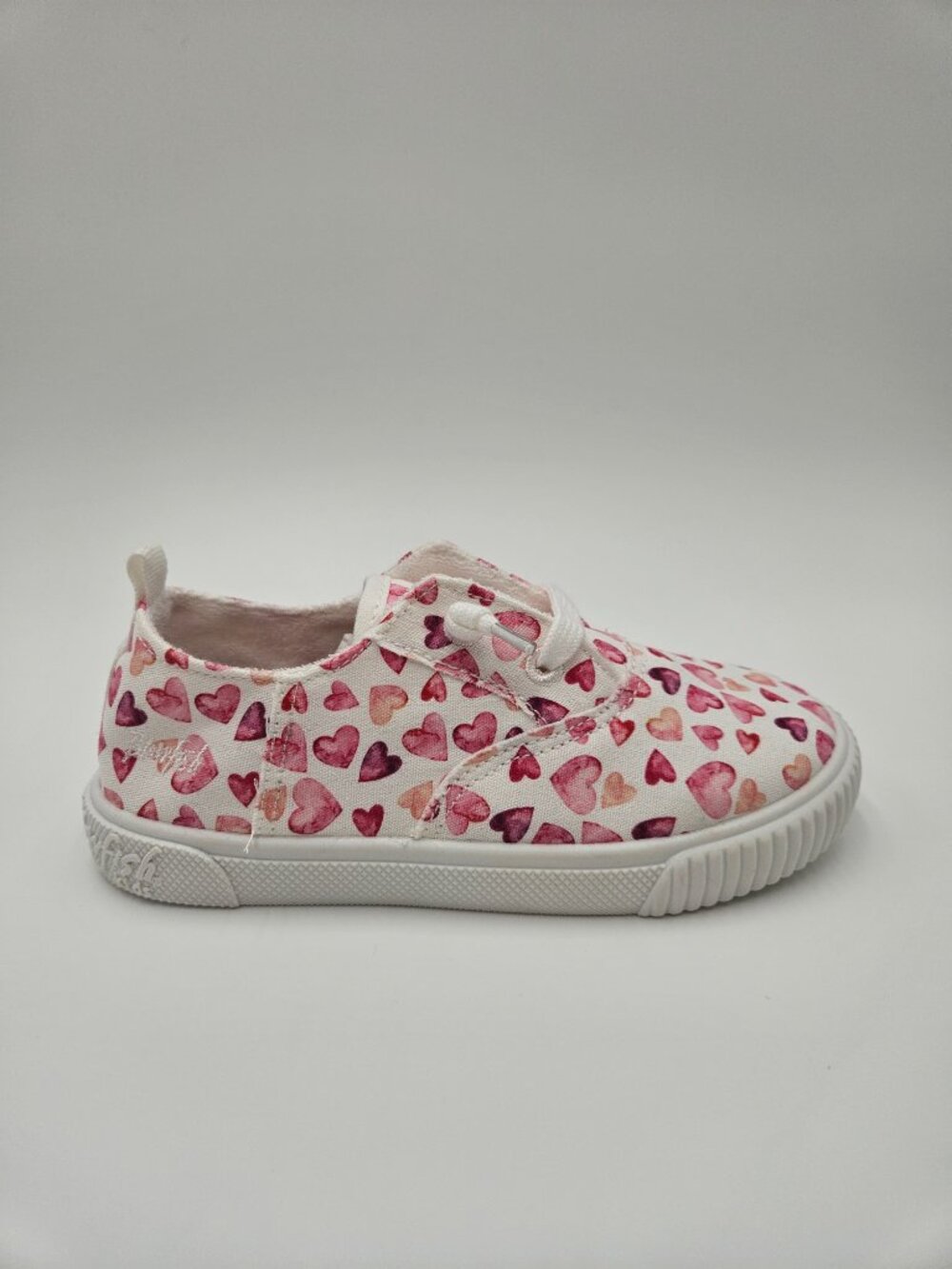 NWOT🐠 Blowfish Malibu Aurora Heart Print Sneakers – Kids Size 12